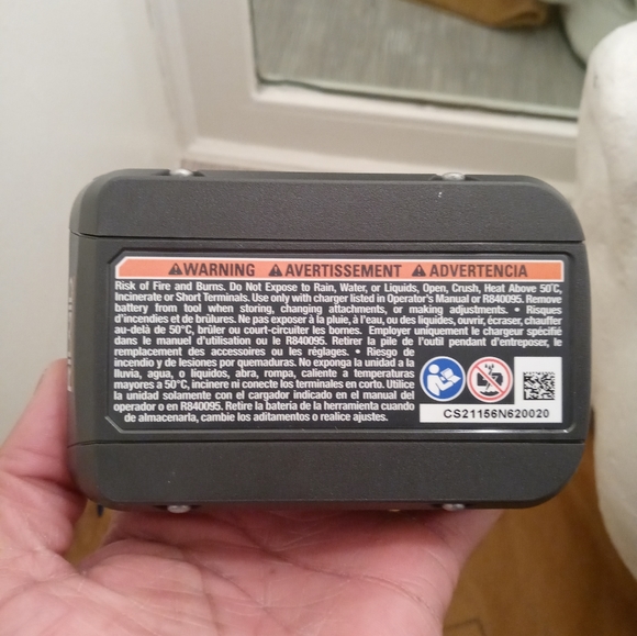 RIDGID TOOLS - Li - Ion 2AH. Battery 18V - R840086 (130218109) - Picture 4 of 4